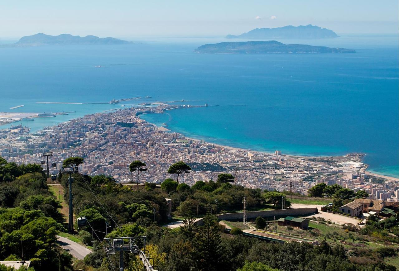 Sole, Mare E Trallalla Rilievo Dış mekan fotoğraf
